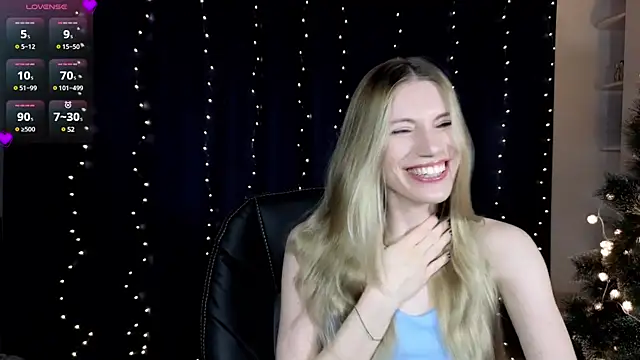 Snapshot of Lilianna_Just chatting on 12.24.24 Lilianna Just online show from 12.24.24