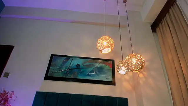 Snapshot of NoraDasilva chatting on 12.21.25 NoraDasilva online show from 12.21.25