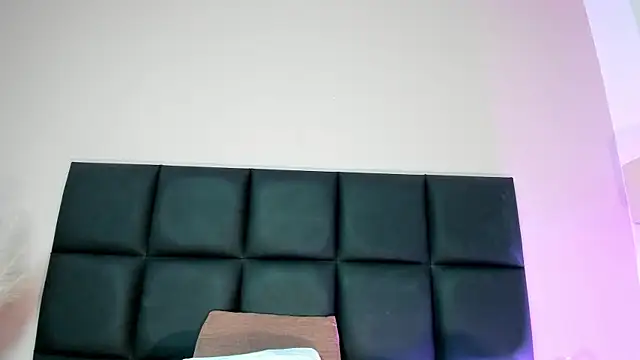 Snapshot of NoraDasilva chatting on 01.14.26 NoraDasilva online show from 01.14.26