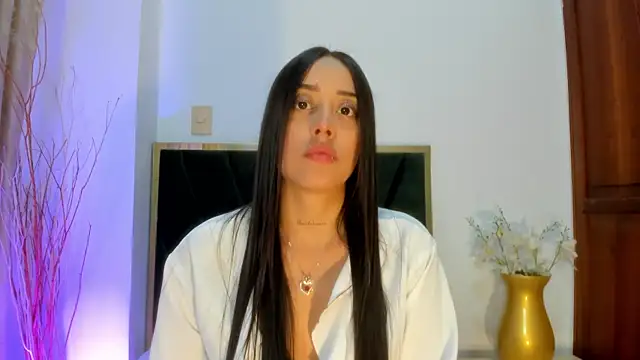 Snapshot of NoraDasilva chatting on 02.07.26 NoraDasilva online show from 02.07.26