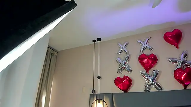 Snapshot of NoraDasilva chatting on 02.15.26 NoraDasilva online show from 02.15.26