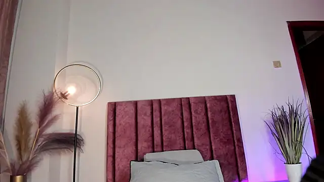 Snapshot of NoraDasilva chatting on 03.04.26 NoraDasilva online show from 03.04.26