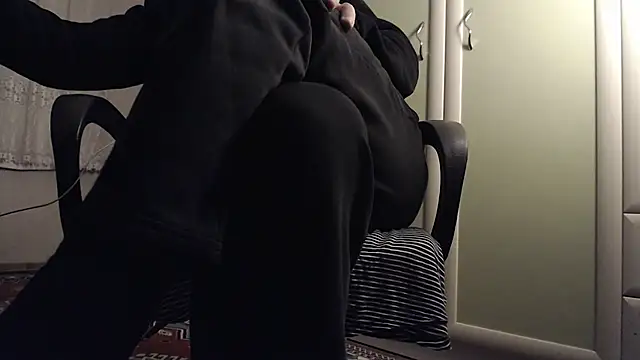 Lxom online show from 11.13.25