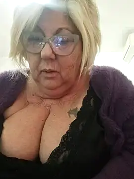 Merilulla online show from 02.24.25