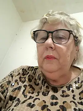 Snapshot of Merilulla chatting on 01.06.26 Merilulla online show from 01.06.26