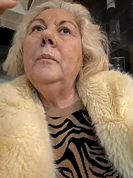 Snapshot of Merilulla chatting on 01.09.26 Merilulla online show from 01.09.26