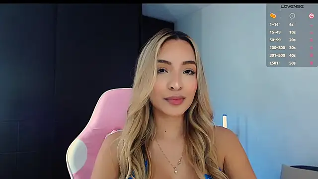 Snapshot of im_grecia chatting on 11.07.25 im grecia online show from 11.07.25