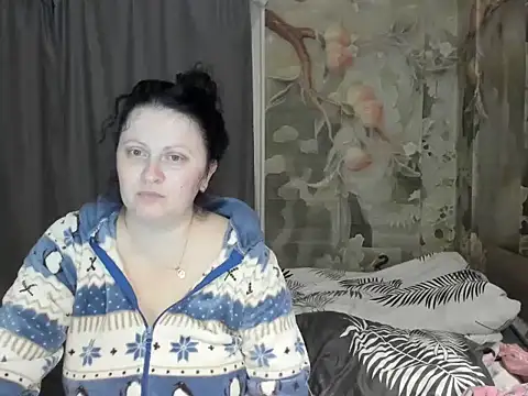 Lillian2 online show from 11.14.25