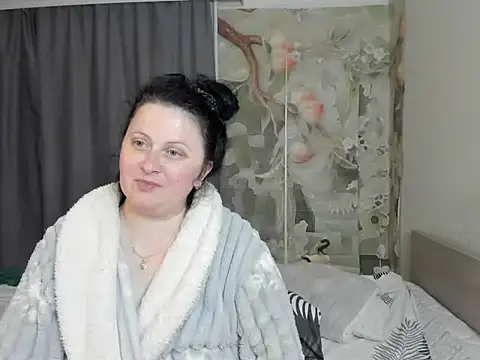 Lillian2 online show from 05.25.26