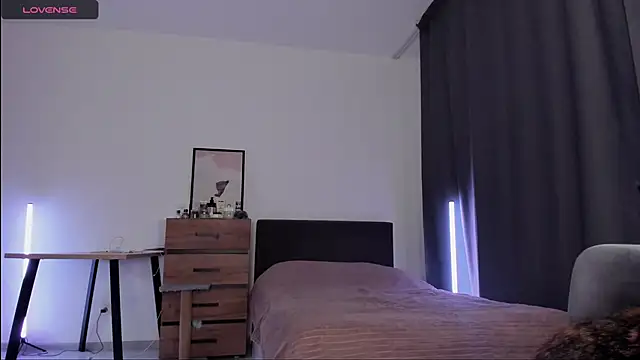 Alice Dias online show from 12.22.24