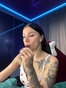 Queen of pain online show from 11.07.25