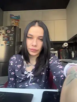 Snapshot of Queen_of_pain chatting on 03.10.26 Queen of pain online show from 03.10.26