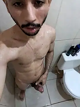 Snapshot of 0O0O0O0O0O98 chatting on 12.17.25 0O0O0O0O0O98 online show from 12.17.25