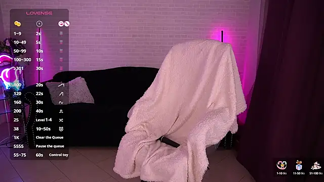 Snapshot of Daenerys_Daenn chatting on 01.27.25 Daenerys Daenn online show from 01.27.25