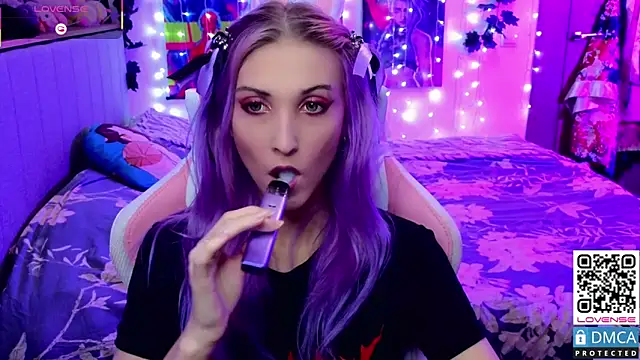 Violet Noir online show from 03.07.25