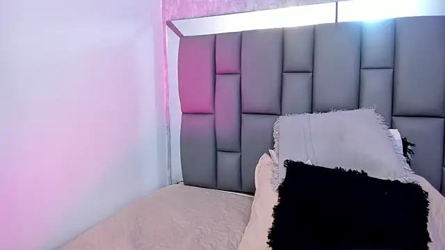  MiaBrown  online show from 01.27.25