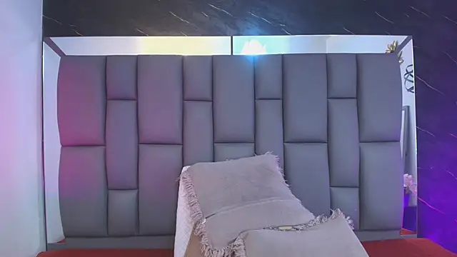  MiaBrown  online show from 02.19.26