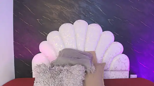  MiaBrown  online show from 03.18.26