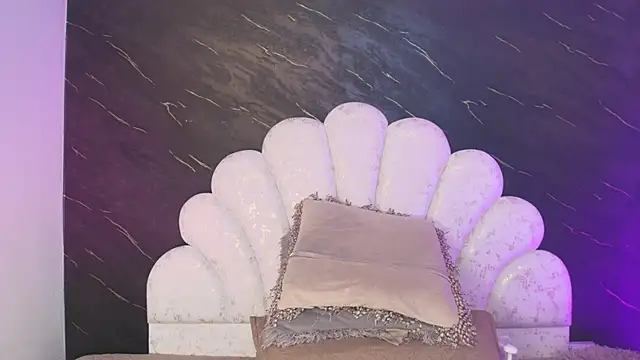  MiaBrown  online show from 03.30.26