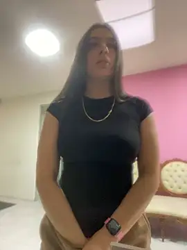 Nicollemays online show from 03.06.25