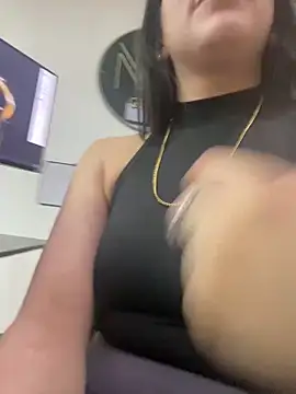 Nicollemays online show from 03.10.25