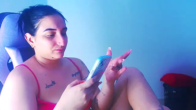 Snapshot of liz_dirty chatting on 02.17.26 liz dirty online show from 02.17.26