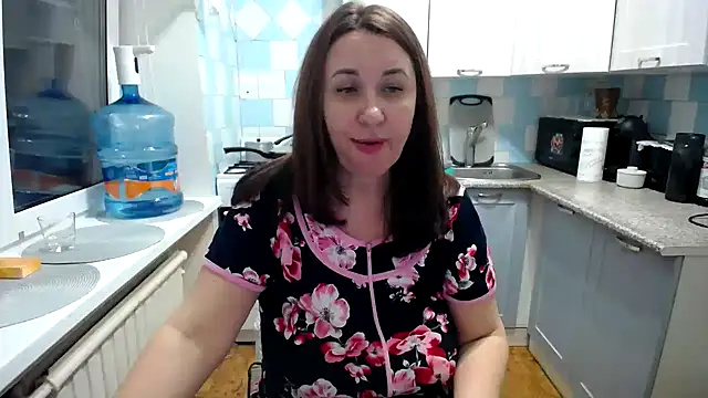 DonnaMagdalena online show from 01.19.25