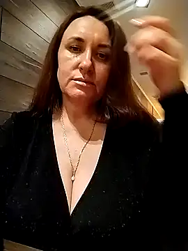 DonnaMagdalena online show from 03.14.25