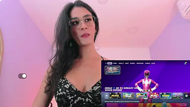 Snapshot of Andrea_Marinn chatting on 11.16.25 Andrea Marinn online show from 11.16.25