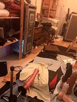 Snapshot of natjuk chatting on 09.19.25 natjuk online show from 09.19.25