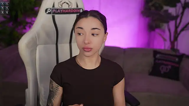 Snapshot of Jasmine_Flow chatting on 05.02.26 Jasmine Flow online show from 05.02.26