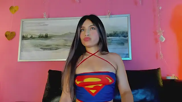 Snapshot of Tiffanysurez_ chatting on 10.24.25 Tiffanysurez online show from 10.24.25