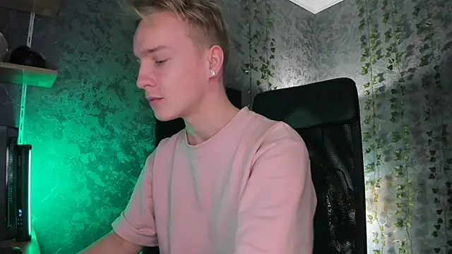 AlexxSweet online show from 11.23.25