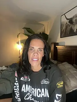 Snapshot of LexingtonLee chatting on 03.29.26 LexingtonLee online show from 03.29.26