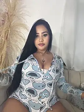 Snapshot of Luisa_Fernandaa chatting on 02.18.26 Luisa Fernandaa online show from 02.18.26