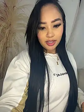 Luisa Fernandaa online show from 03.08.26