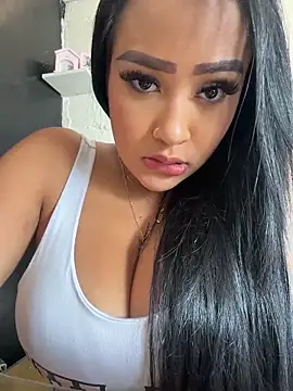 Luisa Fernandaa online show from 04.29.26