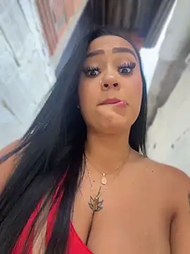 Luisa Fernandaa online show from 05.14.26