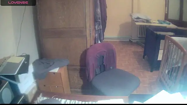 Snapshot of terrybare chatting on 02.28.25 terrybare online show from 02.28.25