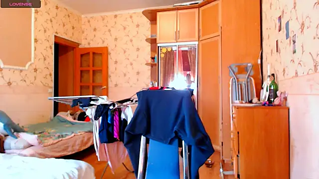 MarySweetness online show from 04.12.26