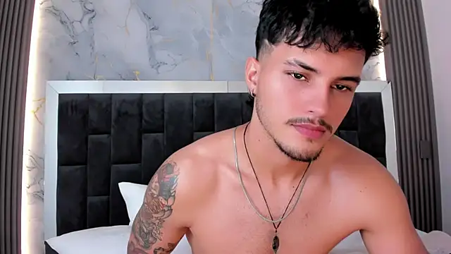 Nekoboy01 online show from 02.06.25