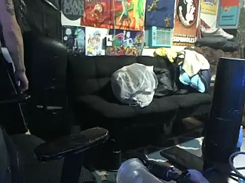 CloudDadddyyy420 online show from 12.31.24