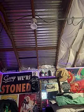 CloudDadddyyy420 online show from 02.16.25