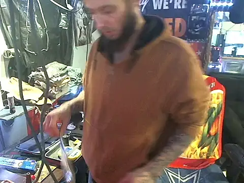 CloudDadddyyy420 online show from 03.21.25