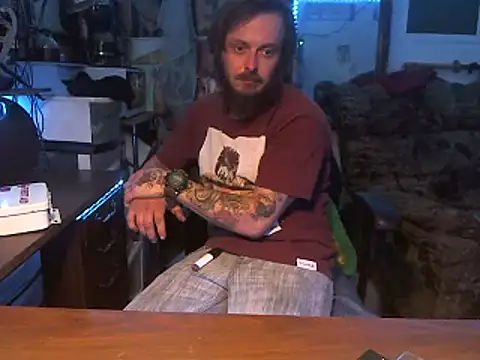 CloudDadddyyy420 online show from 09.13.25