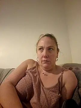 Wisie Cutie online show from 01.15.25