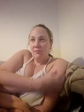 Wisie Cutie online show from 01.26.25