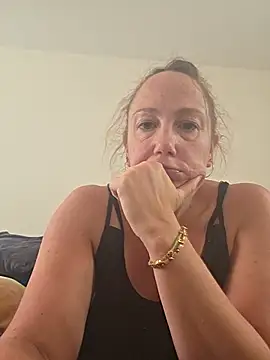 Wisie Cutie online show from 05.31.26
