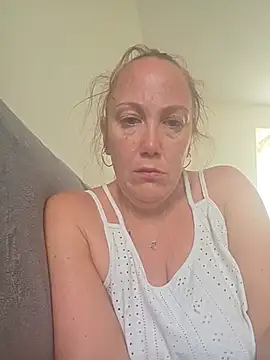 Wisie Cutie online show from 07.15.26