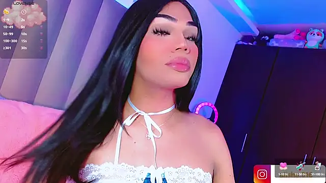 AiishaRose online show from 02.18.25